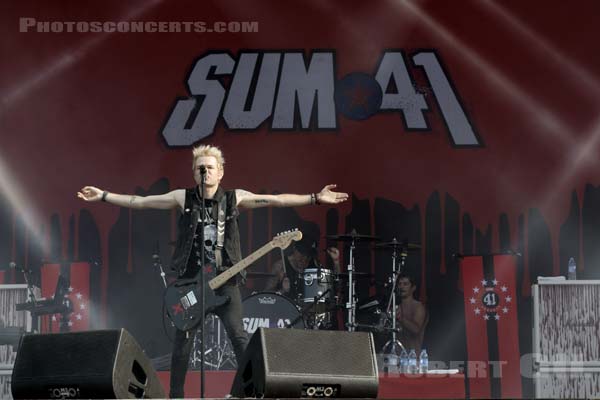 SUM 41 - 2016-08-28 - SAINT CLOUD - Domaine National - Grande Scene - 